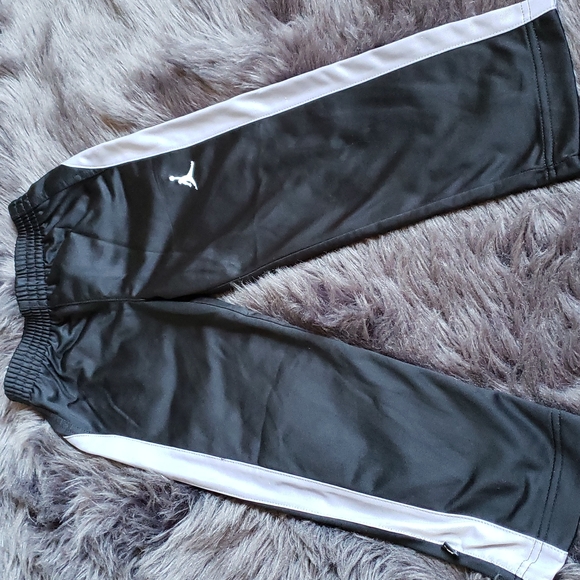 Jordan Other - Jordan Active Athletic Pants Jogger size 4 T